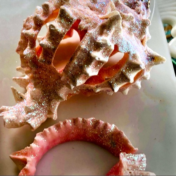 New!  Pink Seashell Christmas Tree ORNAMENTS - Picture 4 of 7